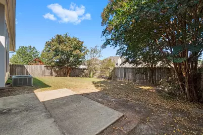 2204 Highland Crossing Drive, Conroe, TX 77304 - Photo 21