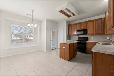 2204 Highland Crossing Drive, Conroe, TX 77304 - Photo 7