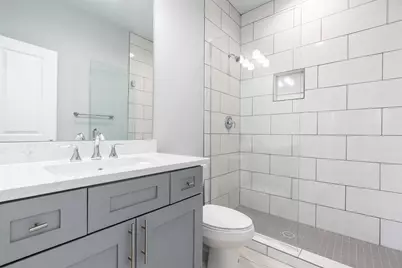 1545 W 22nd Street, Houston, TX 77008 - Photo 23