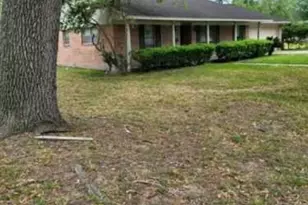 8835 Valley View Ln, Houston, TX 77074 - Photo 5