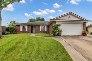10906 Cayman Mist Dr, Houston, TX 77075 - Photo 1