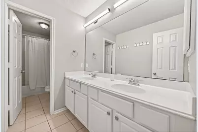 155 E Concord Valley Circle, The Woodlands, TX 77382 - Photo 33