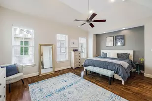 253 E 27th St, Houston, TX 77008 - Photo 9