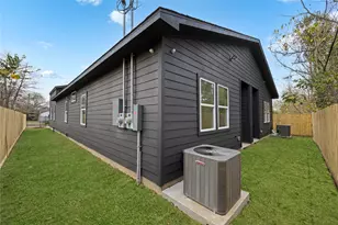 8151 Glenhollow Dr, Houston, TX 77033 - Photo 21