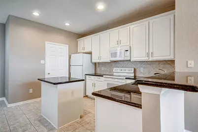 2022 Ridge Wood Lane, Sugar Land, TX 77479 - Photo 3