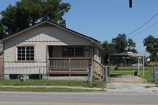 4825 Weaver Rd, Houston, TX 77016 - Photo 1