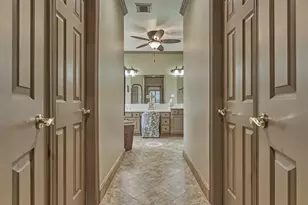 111 S Castlegreen Cir, Shenandoah, TX 77381 - Photo 29