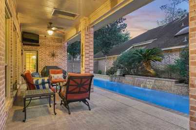 111 S Castlegreen Circle, The Woodlands, TX 77381 - Photo 41