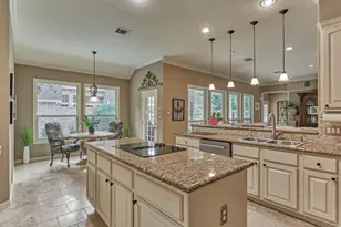 111 S Castlegreen Cir, Shenandoah, TX 77381 - Photo 25