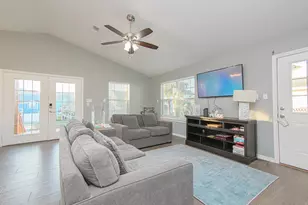 13714 Pirates Beach Blvd, Galveston, TX 77554 - Photo 7