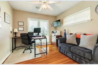 820 Perry Street, Angleton, TX 77515 - Photo 23