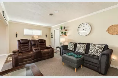 820 Perry Street, Angleton, TX 77515 - Photo 13