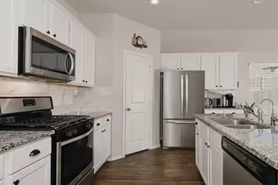 12200 Apple River Canyon, Conroe, TX 77384 - Photo 7
