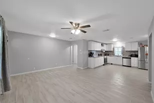 216 S Magnolia Dr, Conroe, TX 77301 - Photo 5