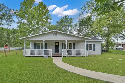 216 S Magnolia Drive, Conroe, TX 77301 - Photo 1