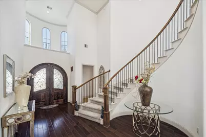 6007 Abercombie Lane, Sugar Land, TX 77479 - Photo 5