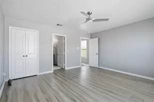 709 N Bayshore Dr, La Porte, TX 77571 - Photo 21