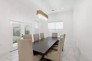 8006 Longridge Dr, Houston, TX 77055 - Photo 19