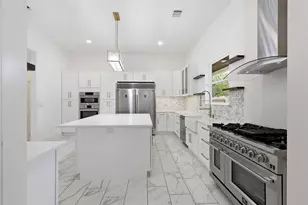 8006 Longridge Dr, Houston, TX 77055 - Photo 13