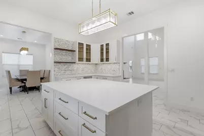 8006 Longridge Drive, Houston, TX 77055 - Photo 17