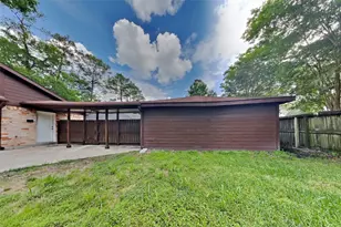 2026 Willow Point Dr, Houston, TX 77339 - Photo 17