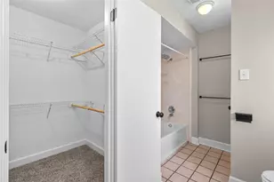 2124 Tower Bridge Rd, Pearland, TX 77581 - Photo 11
