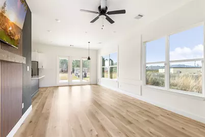 33 Road 5136, Cleveland, TX 77327 - Photo 5