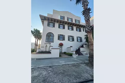 621 21st Street #302, Galveston, TX 77550 - Photo 1