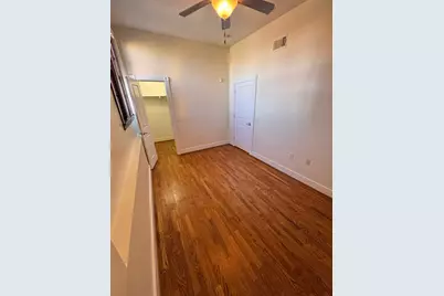 621 21st Street #302, Galveston, TX 77550 - Photo 17