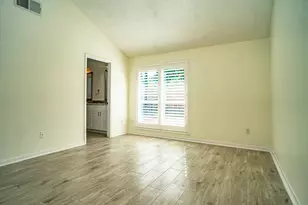 1923 Vinces Bridge St, Sugar Land, TX 77478 - Photo 9