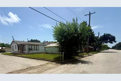 1501 Milam Drive, Galveston, TX 77551 - Photo 5