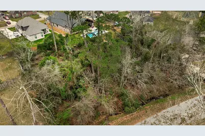 552 Stephen F Austin Drive, Conroe, TX 77302 - Photo 3