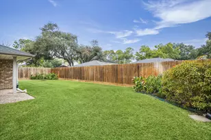 10818 Olympia Dr, Houston, TX 77042 - Photo 17