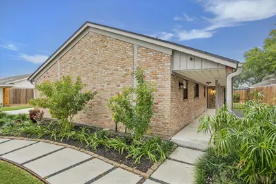 10818 Olympia Drive, Houston, TX 77042 - Photo 19