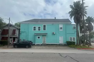 2025 Ave N 1/2, Galveston, TX 77550 - Photo 27