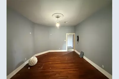 2025 Avenue N 1/2, Galveston, TX 77550 - Photo 23