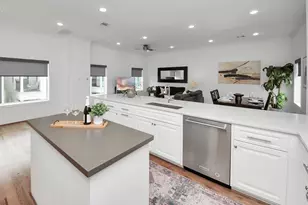 1628 W 24th St, Houston, TX 77008 - Photo 5