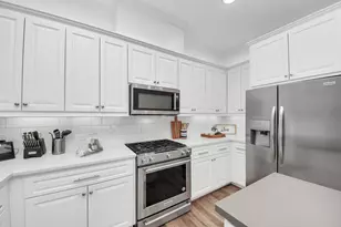 1628 W 24th St, Houston, TX 77008 - Photo 13