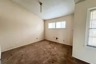 3009 Rust Ave, Texas City, TX 77590 - Photo 3