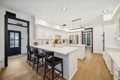 5806 Woodland Falls Drive, Houston, TX 77345 - Photo 11