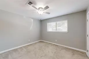 5850 Braesheather Dr, Houston, TX 77096 - Photo 17