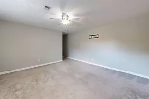 5850 Braesheather Dr, Houston, TX 77096 - Photo 15