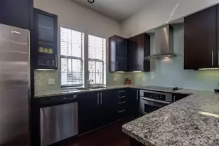 2110 Shearn St, Houston, TX 77007 - Photo 11