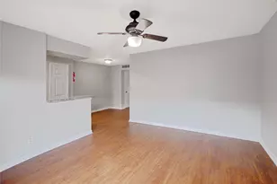 5701 Schumacher Ln, Houston, TX 77057 - Photo 1