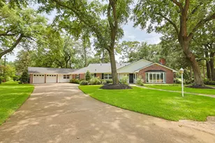 5911 Masters Dr, Houston, TX 77069 - Photo 1