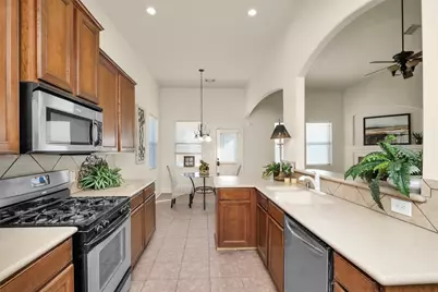 9410 Curry Landing Drive, Houston, TX 77095 - Photo 11