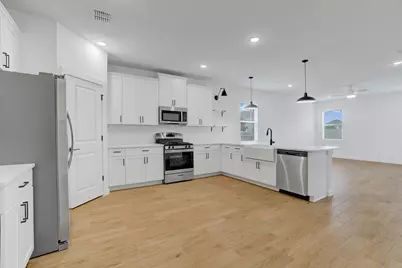 8438 Bay Ridge Circle, Baytown, TX 77523 - Photo 7
