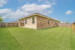8438 Bay Rdg Cir, Baytown, TX 77523 - Photo 39