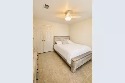 708 E 6th Street, Sweeny, TX 77480 - Photo 7