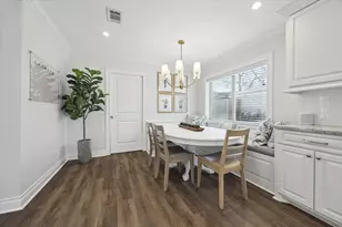 9823 Canoga Ln, Houston, TX 77080 - Photo 9